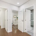 Liberta - Minho's Guest *